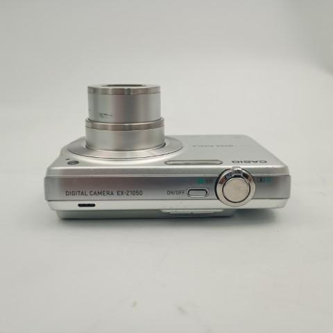 CASIO EXILIM EX-Z1050 シルバー コンパクトデジタルカメラ CASIO（カシオ） Casio EXILIM EX-Z1050 Silver コンパクトデジタル