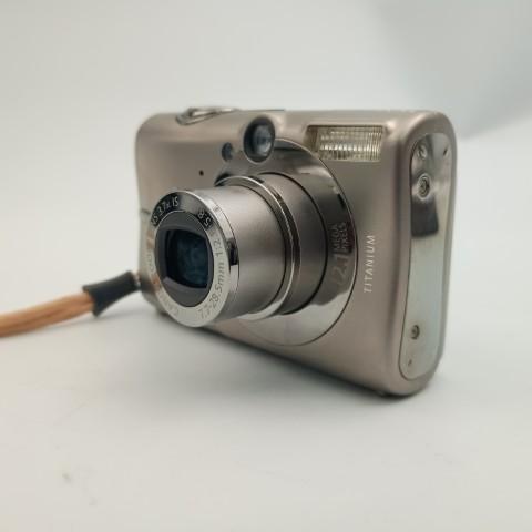 ブラックキャノン Canon IXY DIGITAL 2000 IS コンパクトデジタル