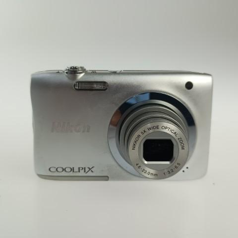 ニコン（Nikon） Nikon COOLPIX A100 Silver コンパクトデジタルカメラ