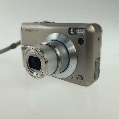 FUJIFILM（フジフイルム） FUJIFILM FINEPIX F30 コンパクトデジタル