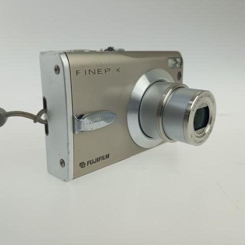 FUJIFILM（フジフイルム） FUJIFILM FINEPIX F30 コンパクトデジタル