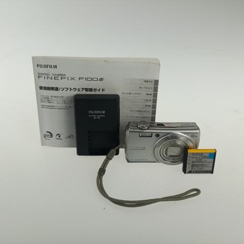 【値下げ】富士フィルム FINEPIX F100FD デジカメ　平成 FUJIFILM（フジフイルム） FUJIFILM FINEPIX F100 fd Silver