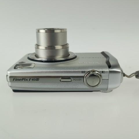 FUJIFILM（フジフイルム） FUJIFILM Finepix F40 fd Silver コンパクト