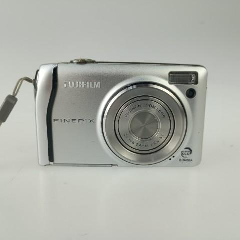 FUJIFILM Finepix F40 fd Silver コンパクトデジタルカメラ_1