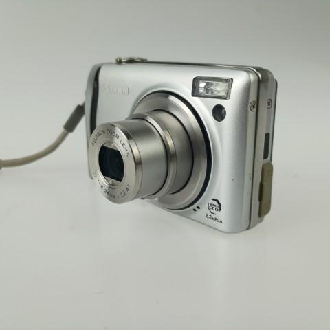 FUJIFILM（フジフイルム） FUJIFILM Finepix F40 fd Silver コンパクト