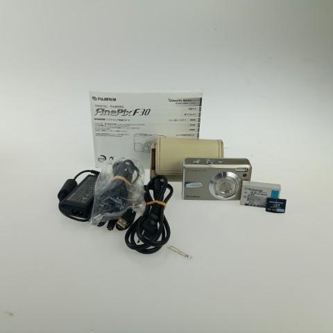 FUJIFILM（フジフイルム） FUJIFILM FinePix F30 Silver コンパクト 
