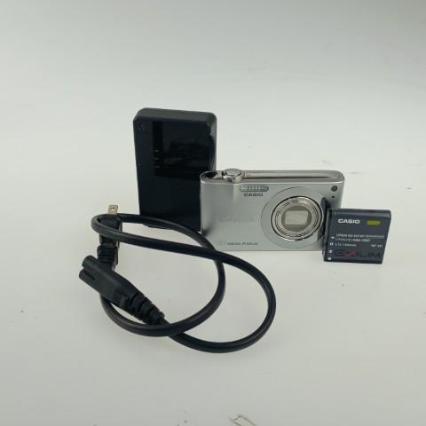 【動作良好】CASIO EX-Z100 コンパクトデジタルカメラ CASIO（カシオ） Casio EXILIM EX-Z100 Silver コンパクトデジタル