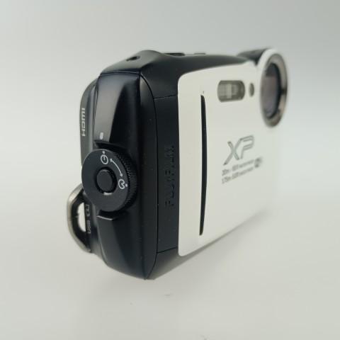 FUJIFILM（フジフイルム） FUJIFILM FinePix XP130 White コンパクト