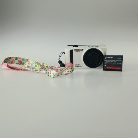 CASIO EXILIM EX-ZR100 カシオ コンパクトデジタルカメラ エクシリム