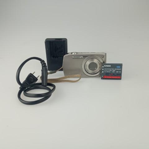 CASIO（カシオ） Casio EXILIM EX-Z2000 Silver コンパクトデジタル