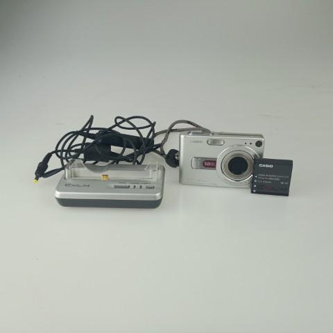 CASIO EXILIM EX-Z50 シルバー コンデジ デジカメ カメラ CASIO（カシオ） Casio EXILIM EX-Z50 Silver コンパクトデジタル