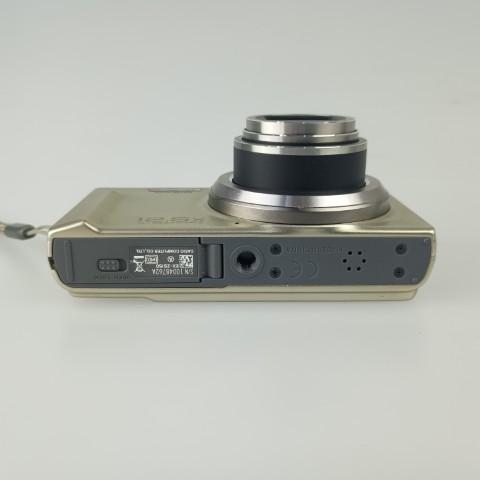 CASIO（カシオ） Casio EXILIM EX-ZS150 コンパクトデジタルカメラ