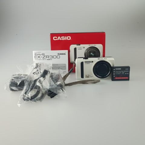 CASIO（カシオ） Casio EXILIM EX-ZR300 White コンパクトデジタル