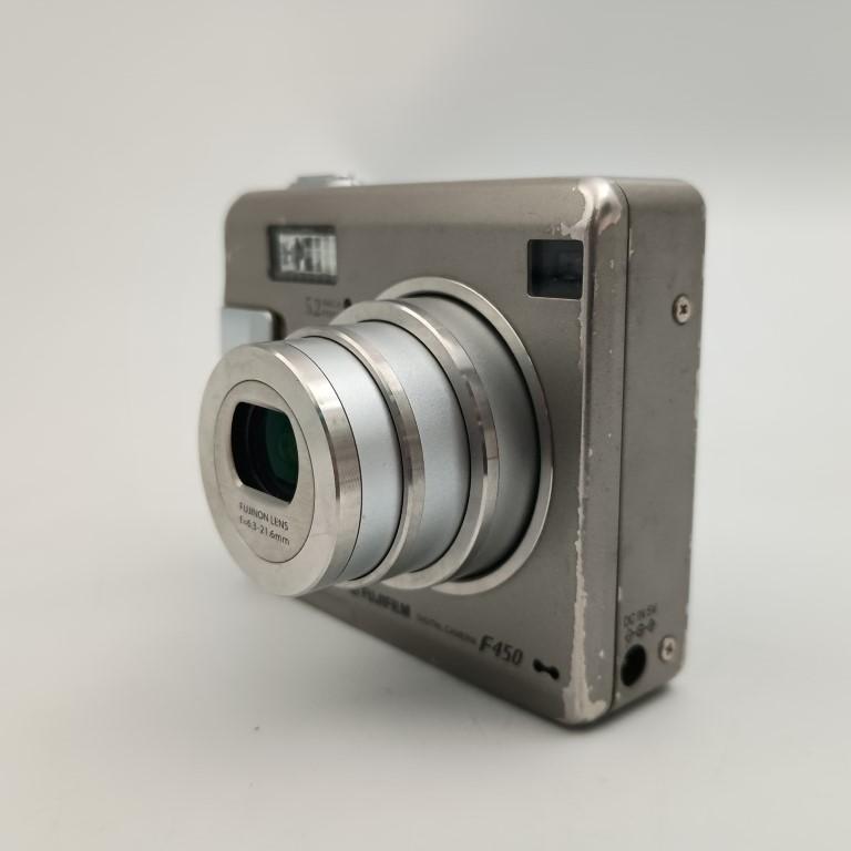 【動作品】FUJIFILM FinePix F450 コンパクトデジタルカメラ FUJIFILM（フジフイルム） FUJIFILM Finepix F450 Silver コンパクト