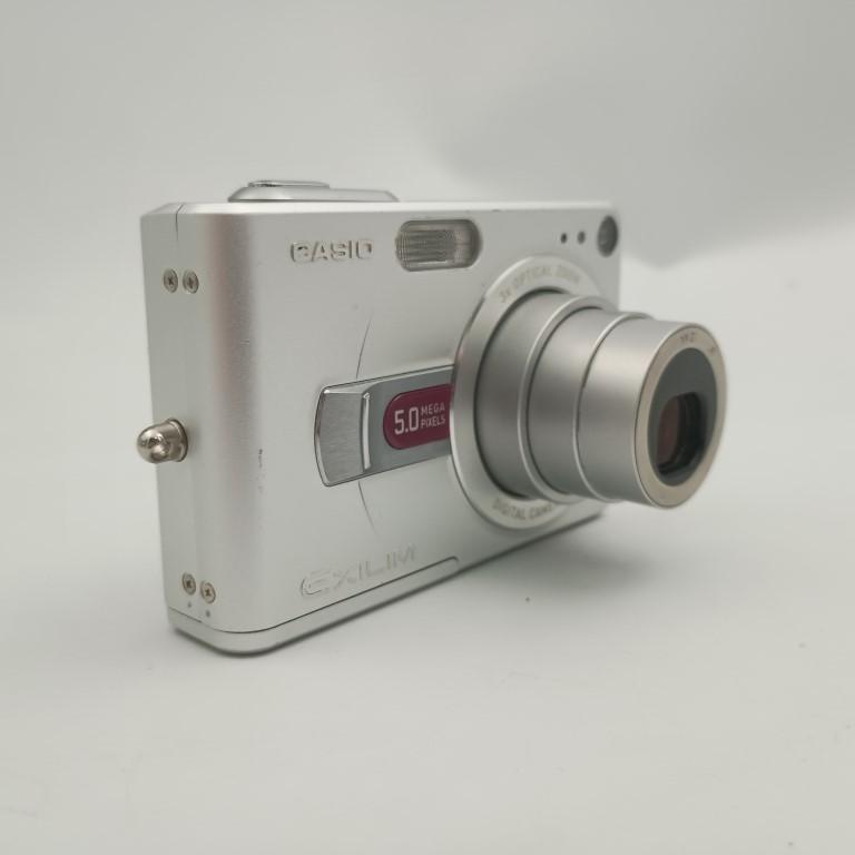 CASIO（カシオ） Casio EXILIM EX-Z50 Silver コンパクトデジタル 