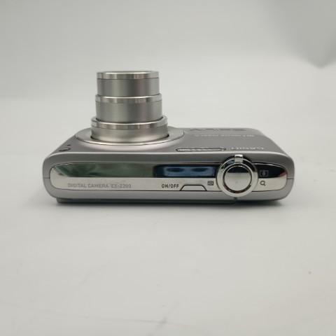 Casio EXILIM EX-Z200 Silver コンパクトデジタルカメラ