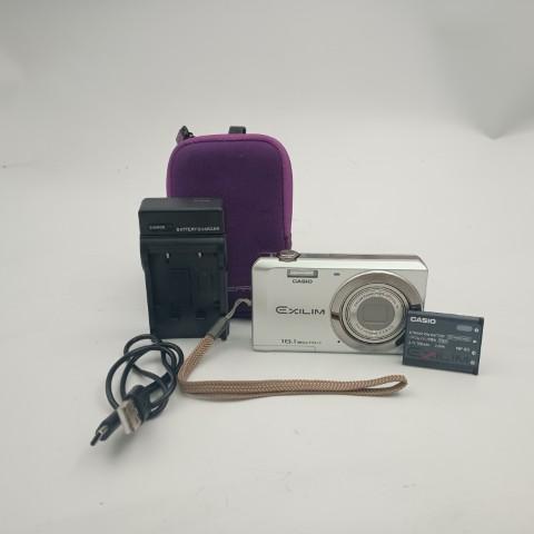 CASIO（カシオ） Casio EXILIM EX-ZS6 Silver コンパクトデジタル