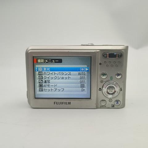 FUJIFILM（フジフイルム） FUJIFILM FinePix F31 fd Silver コンパクト