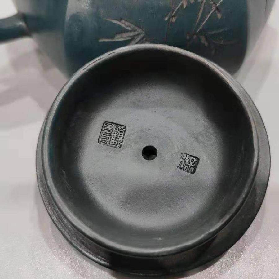 台湾の古骨董品が所蔵する老紫砂壺 茶器セット : ゴーゴー 台湾の古骨董品が所蔵する老紫砂壺 茶器セット : ゴーゴー