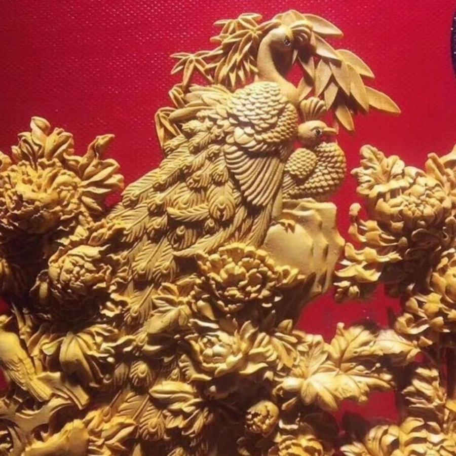 精密彫刻崖柏木彫り両面彫刻透かし彫り花開富貴孔雀牡丹根彫刻 精密彫刻崖柏木彫り両面彫刻透かし彫り花開富貴孔雀牡丹根彫刻