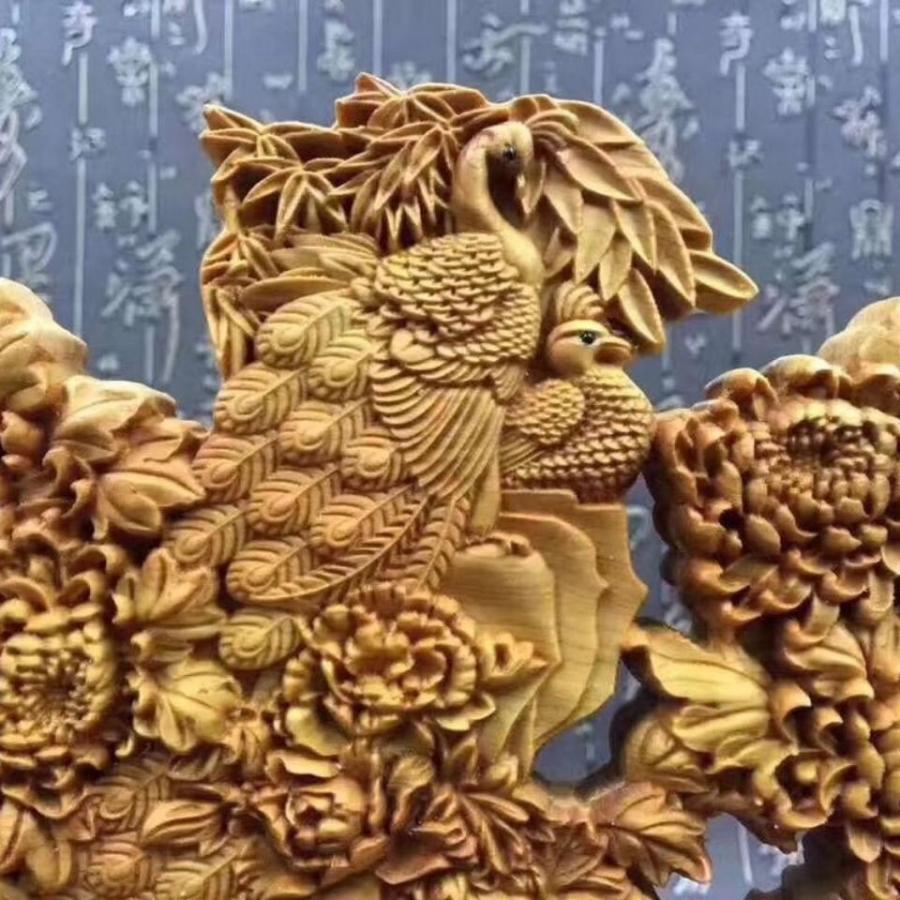 精密彫刻崖柏木彫り両面彫刻透かし彫り花開富貴孔雀牡丹根彫刻 精密彫刻崖柏木彫り両面彫刻透かし彫り花開富貴孔雀牡丹根彫刻