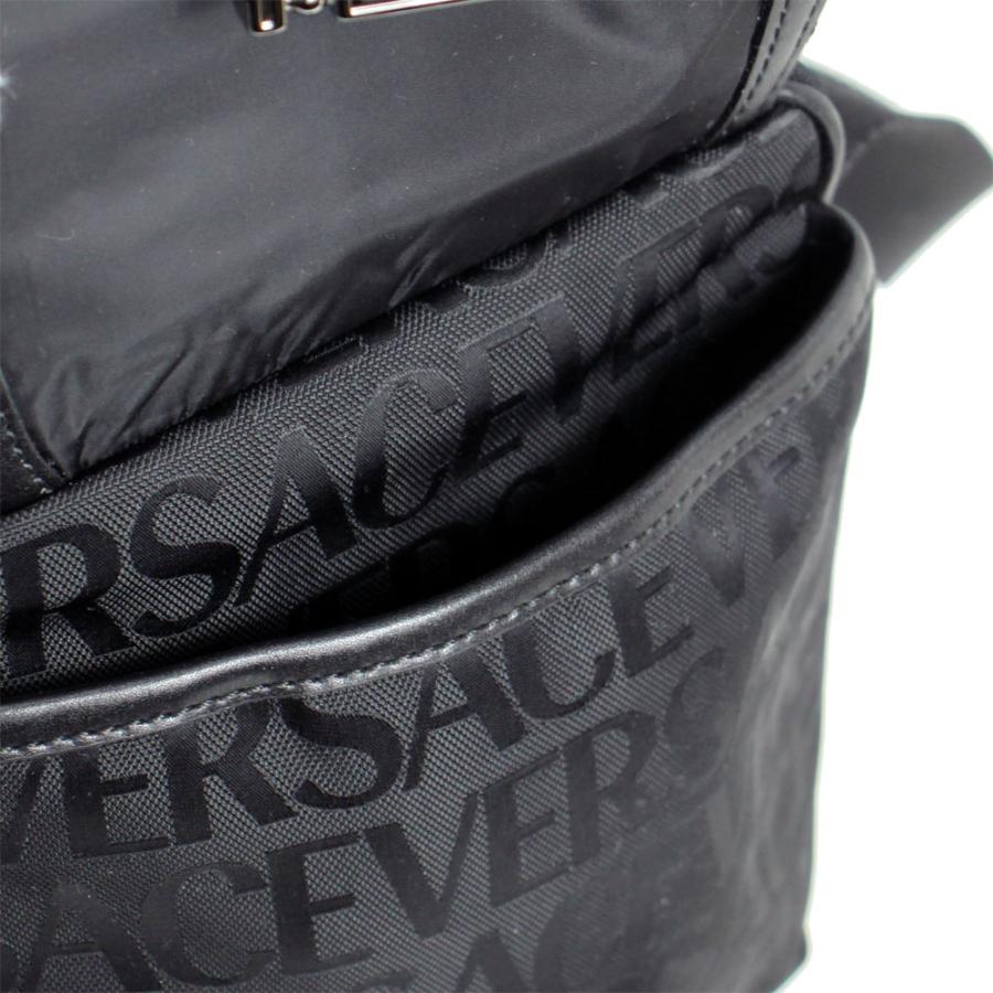 ヴェルサーチ バッグ メンズ レディース VERSACE 斜め掛けショルダーバッグ ロゴ ナイロン ブラック 1009919 1A07040の画像