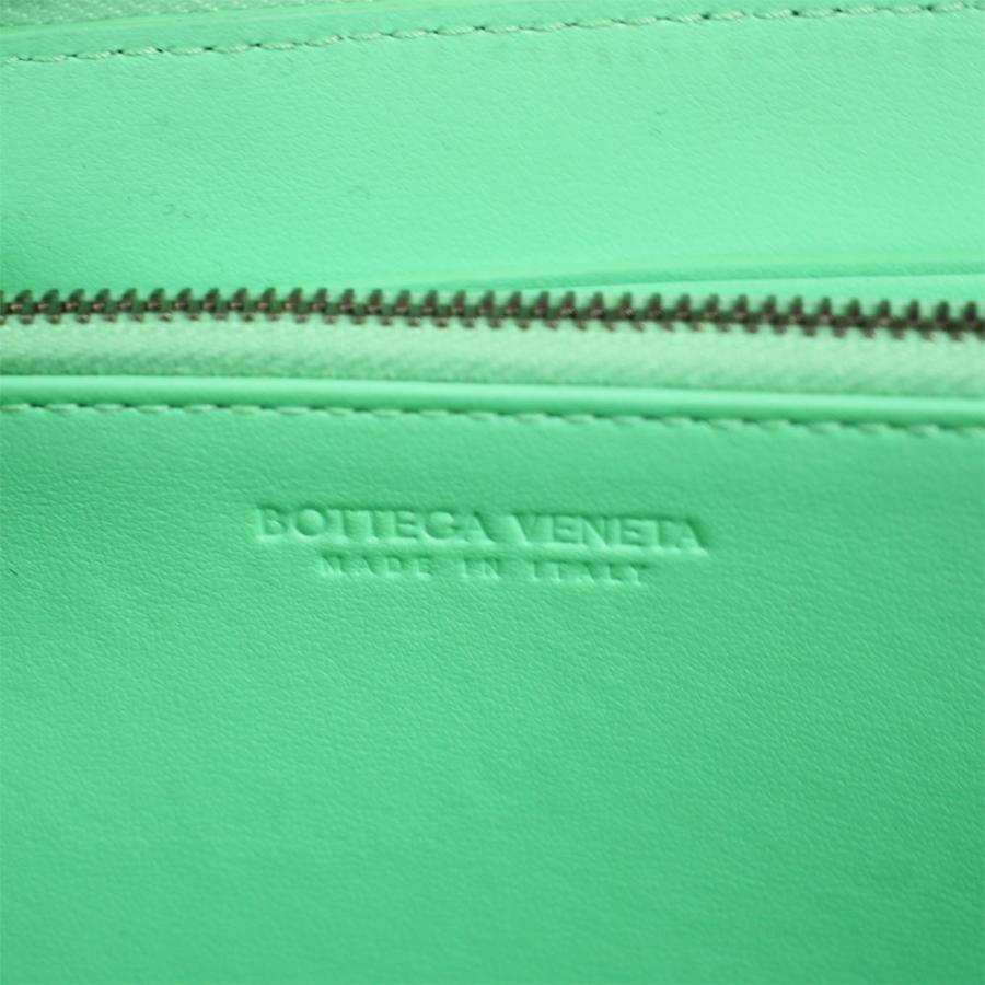 BOTTEGA VENETA（ボッテガ・ヴェネタ） ラウンドファスナー長財布