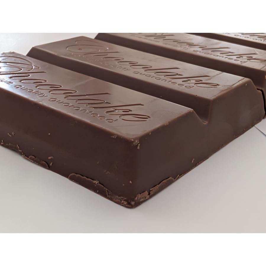 ドバイ発 ドバイ リッチ チョコレート ピスタチオ クナファー190g1枚