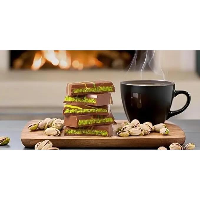 ドバイ発 ドバイ リッチ チョコレート ピスタチオ クナファー190g1枚