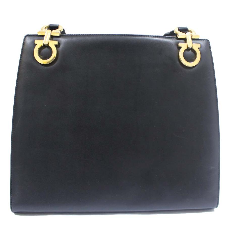 サルヴァトーレフェラガモ ガンチーニ ショルダーバッグ レディース