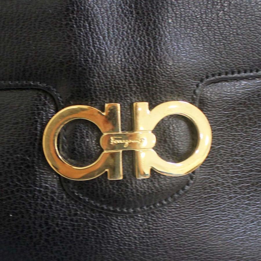 サルヴァトーレフェラガモ 2way ミニ ガンチーニ ハンドバッグ レザー