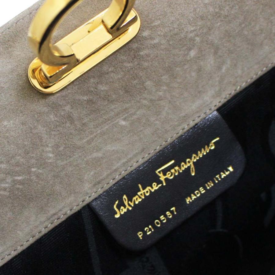 サルバトーレフェラガモ　ガンチーニ　シルバー金具　2way ショルダーバッグ 美品 FERRAGAMOサルヴァトーレフェラガモ ショルダーバッグ シルバー