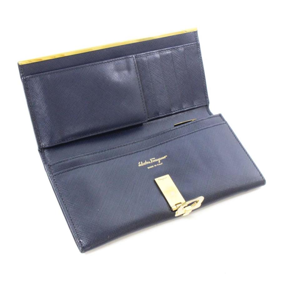 サルヴァトーレフェラガモ ガンチーニ 二つ折り 長財布 レディース 型  