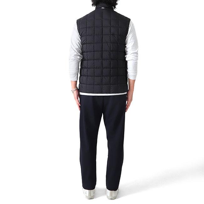 [SALE] HERNO ヘルノ スタンドカラー キルティングベスト PI001111U-12456 撥水加工 インナーベスト メンズの画像