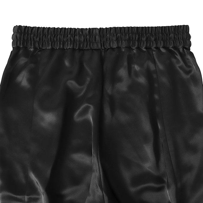 【人気】Y-3  ワイスリー　サルエルパンツ　ジャージ　イージーパンツ　ロゴ　黒 Y-3（サルエルパンツ）のフリマアイテム一覧