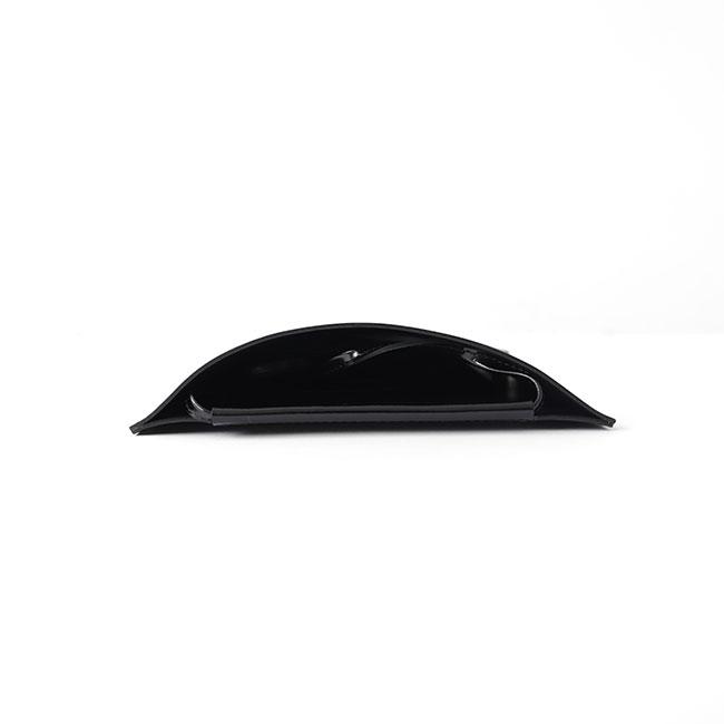 scye パテントレザーサコッシュ　黒 Scye（サイ） パテントレザー サコッシュ 3319-33315 ショルダーバッグ