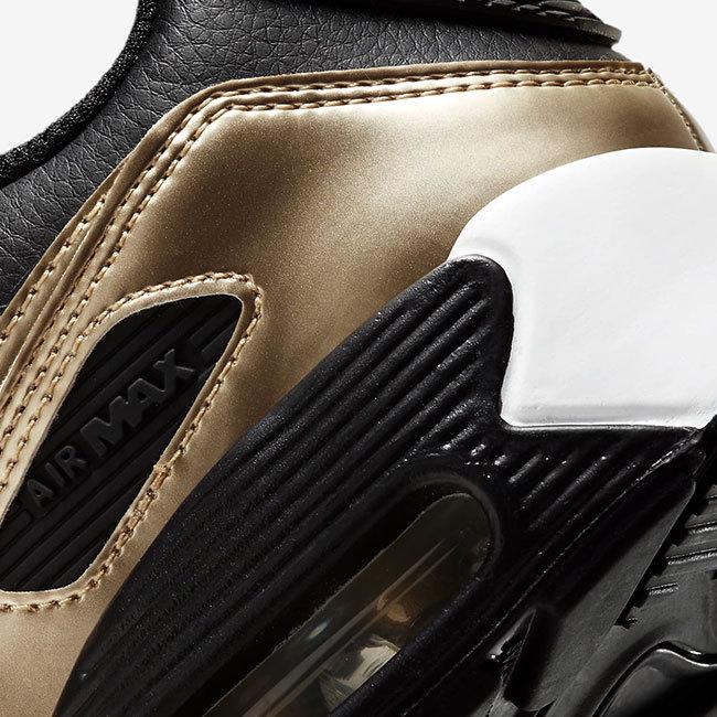 タイルにぴ Nike スニーカー シューズ 金 黒 レディース Golden State 通販 Paypayモール ナイキ エア