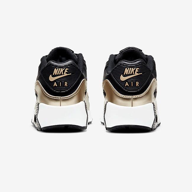 タイルにぴ Nike スニーカー シューズ 金 黒 レディース Golden State 通販 Paypayモール ナイキ エア