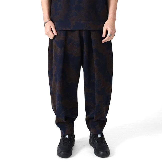 CFCL シーエフシーエル DYEING MILAN TUCKED PANTS ミラノリブ ムラ染め タックドパンツ CF011KF196 ニットパンツ タイダイ メンズの画像