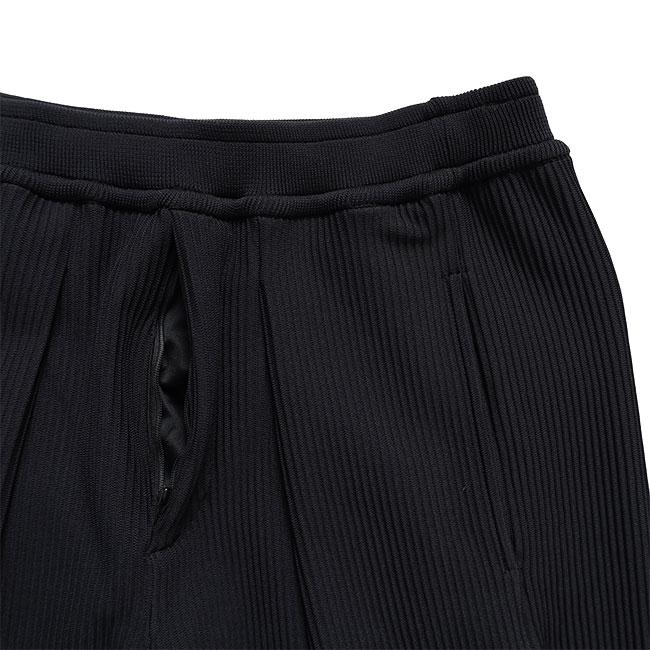 CFCL シーエフシーエル SOFT HYPHA TUCKED PANTS タックドパンツ CF011KF031 ニットパンツ メンズの画像