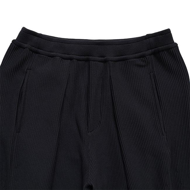 CFCL シーエフシーエル SOFT HYPHA TUCKED PANTS タックドパンツ CF011KF031 ニットパンツ メンズの画像