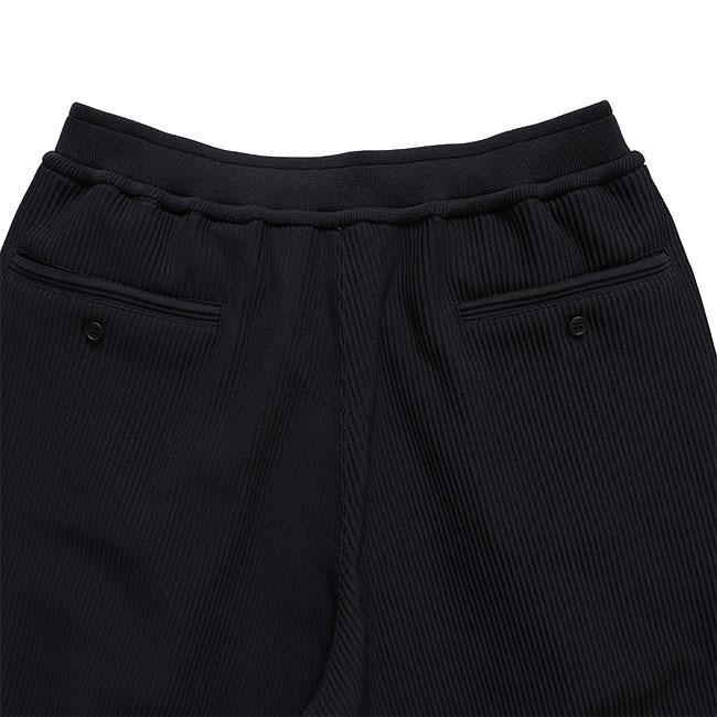 CFCL シーエフシーエル SOFT HYPHA TUCKED PANTS タックドパンツ CF011KF031 ニットパンツ メンズの画像