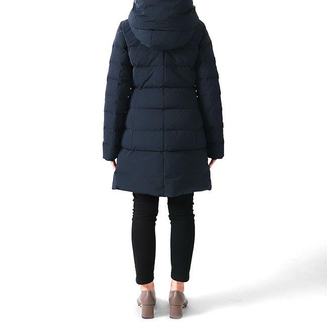 Woolrich ウールリッチ PUFFY PRESCOTT フード付き ダウンコート Woolrich ウールリッチ PUFFY PRESCOTT フード付き ダウンコート