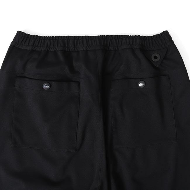 White Mountaineering × F.C. Real Bristol コラボ ゴアテックス