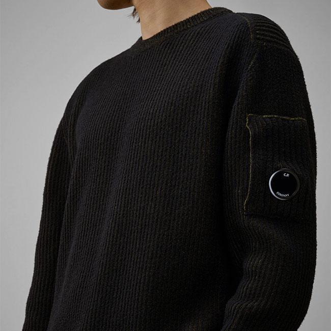 C.P. Company シーピーカンパニー フリース ニットセーター 19CMKN307A メンズの画像