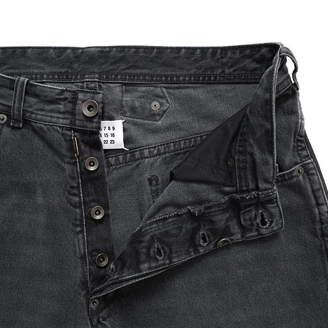 Maison Margiela メゾンマルジェラ ストレート クロップドジーンズ S50LA0245 S30842 ジーパン ブラックデニム メンズの画像