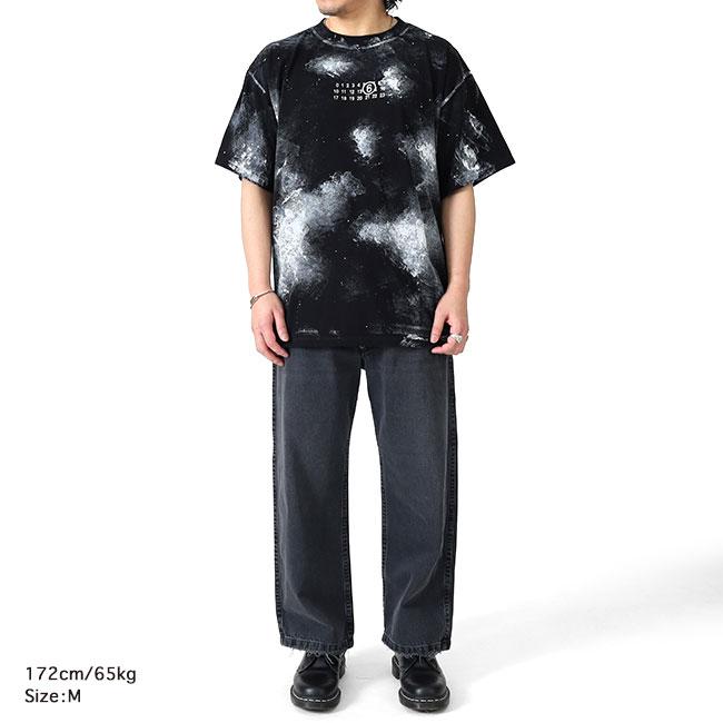 MM6 エムエムシックス メゾンマルジェラ ホワイトペイント ロゴTシャツ SH2GC0039 M20048 黒 ブラック 半袖Tシャツ メンズの画像