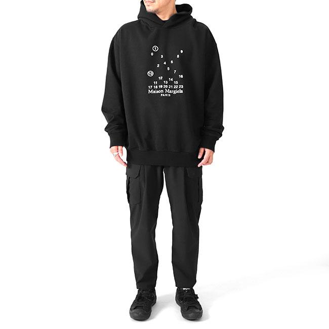 Maison Margiela メゾンマルジェラ オーバーサイズ カレンダー Maison Margiela メゾンマルジェラ オーバーサイズ カレンダー