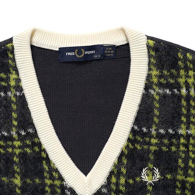 Fred Perry フレッドペリー タータンチェック ジャガード柄 Vネック