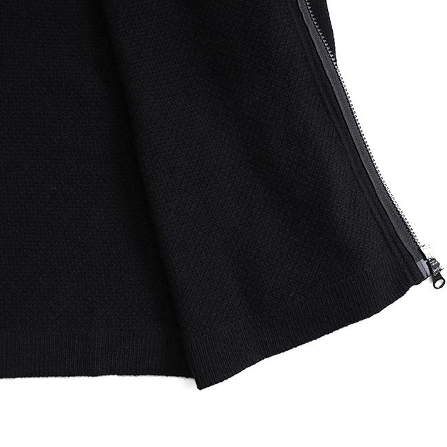 Stone Island ストーンアイランド MAGLIA ラムウール フード付き Stone Island ストーンアイランド MAGLIA ラムウール フード付き